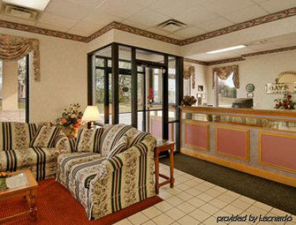 Days Inn By Wyndham White House Interiér fotografie